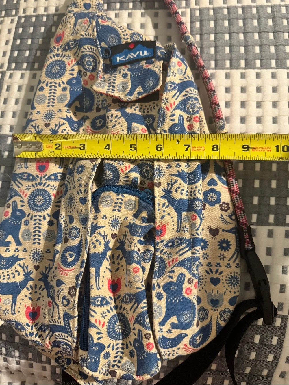 RARE Kavu 25th Anniversary Critter Tale Rope Bag Rare Animal Folk Print Sling